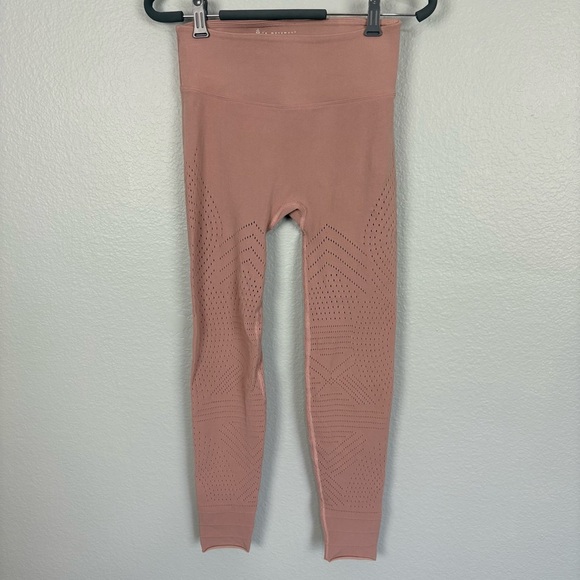 Free People Movement Legging Self Hem Ecology Cutout Frappe Nude Size M - Picture 3 of 7